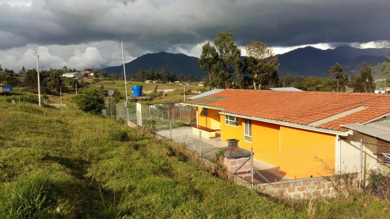 Hospedaje Carigan Loja Ngoại thất bức ảnh